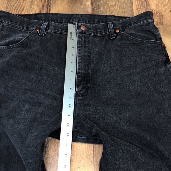 Wrangler Black Patch Cowboy Cut Jeans 13MWZ - Picture 6 of 9